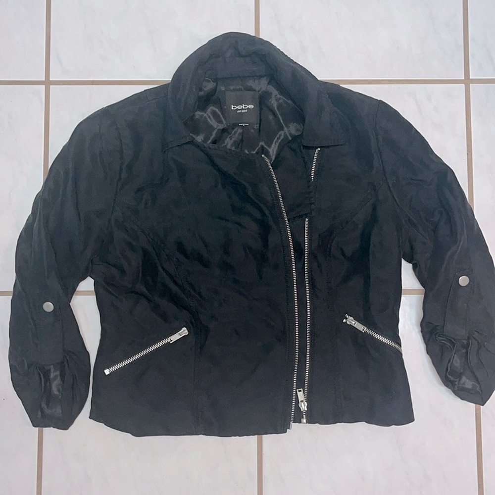 Like new! Vintage Bebe crop jacket.